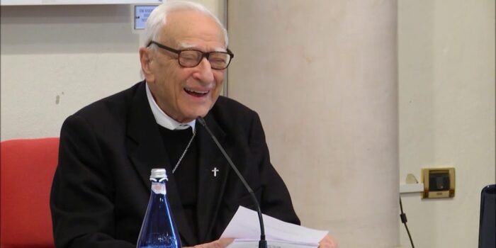 Buon compleanno al vescovo Luigi Bettazzi, con una video-intervista e gli auguri di Pax Christi