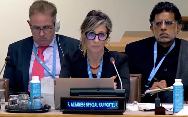 La relatrice speciale delle nazioni unite affronta una campagna diffamatoria per aver denunciato il colonialismo di insediamento e l’apartheid di Israele