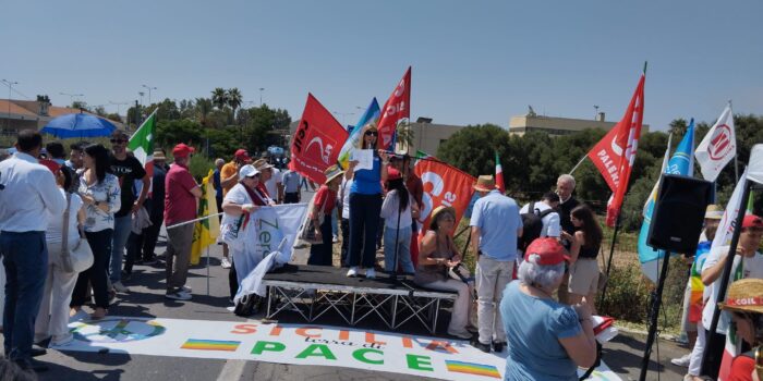 Manifestazione per la pace alla base di Sigonella (Catania)